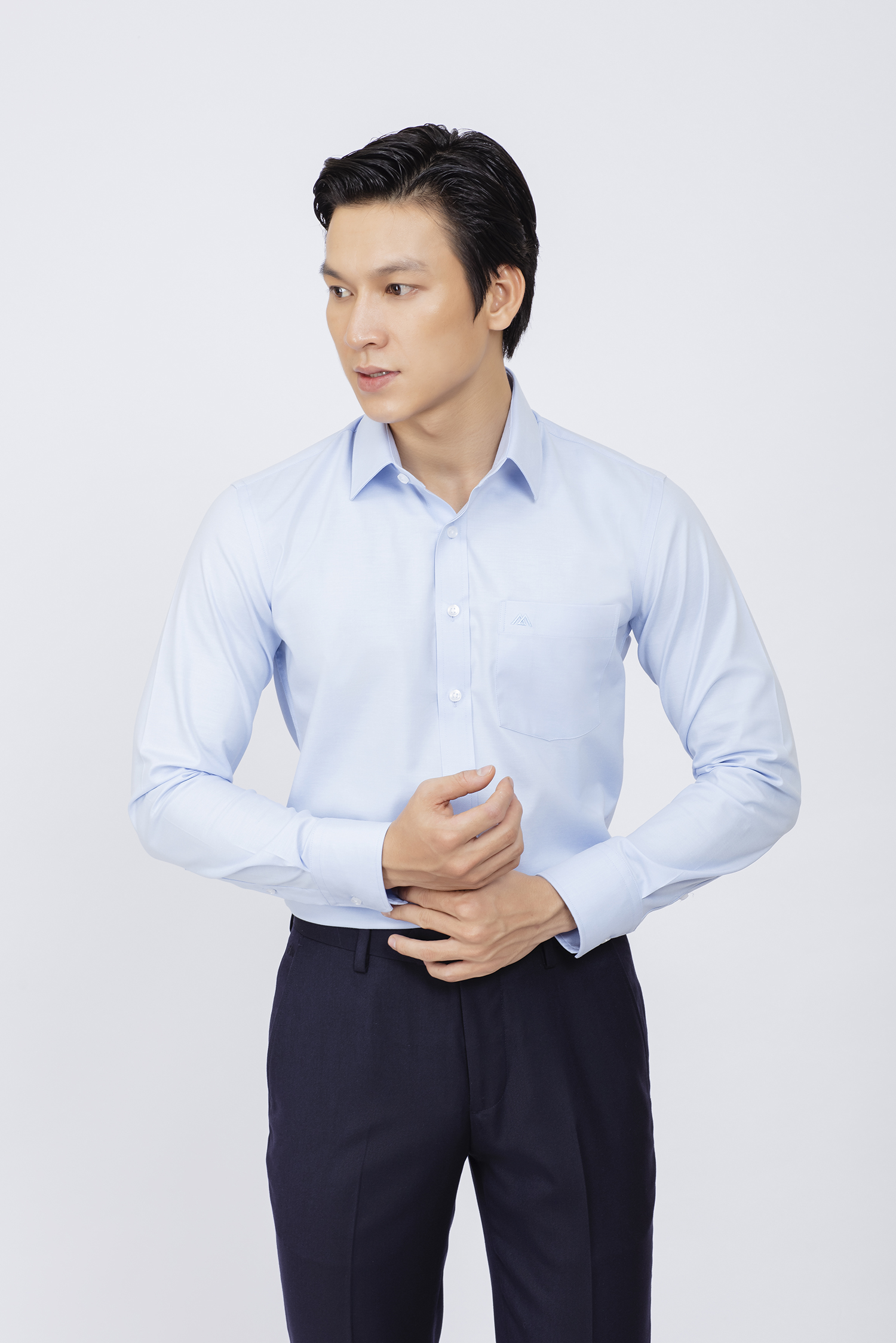 Sơ mi nam Dài tay - Slimfit - Xanh nhạt Trơn