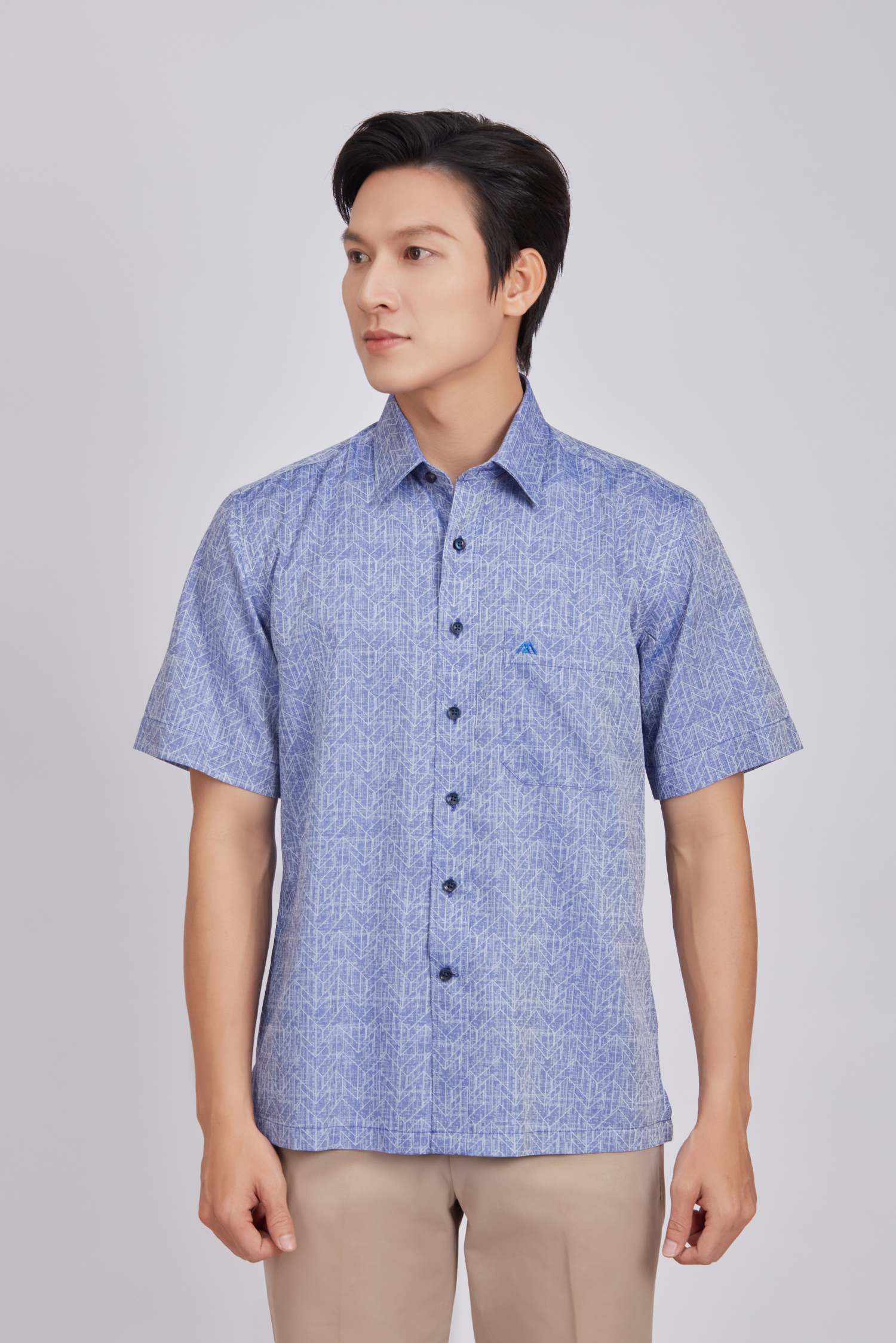 Sơ mi nam ngắn  - Casual vạt ngang- xanh họa tiết 