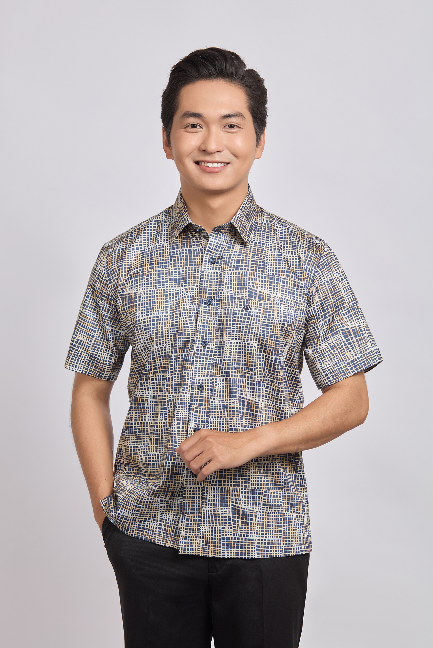 Sơ mi nam ngắn tay Casual - vạt ngang