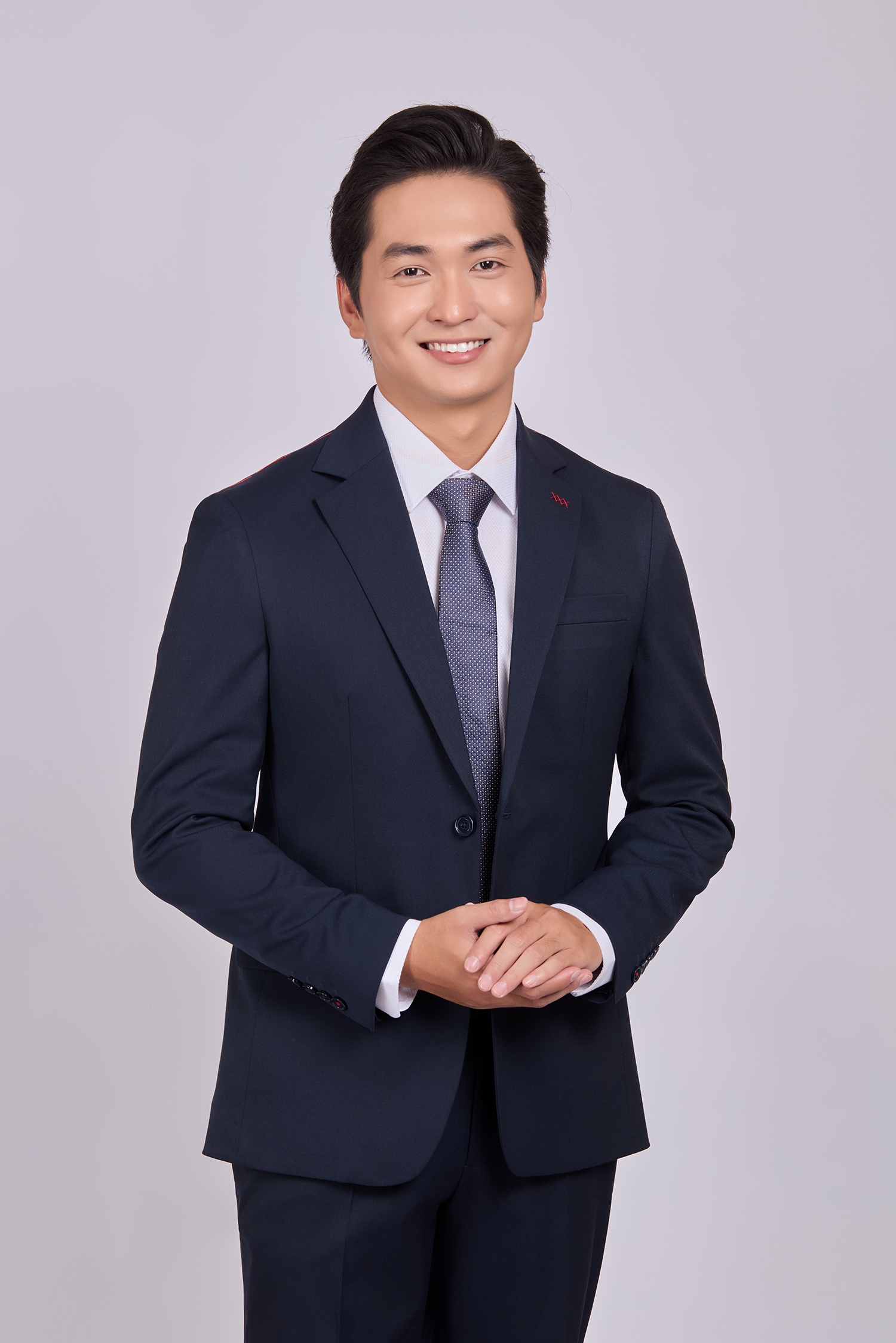 Bộ Veston nam - Classic - xẽ 2 tà 2 nút - Xanh đen trơn