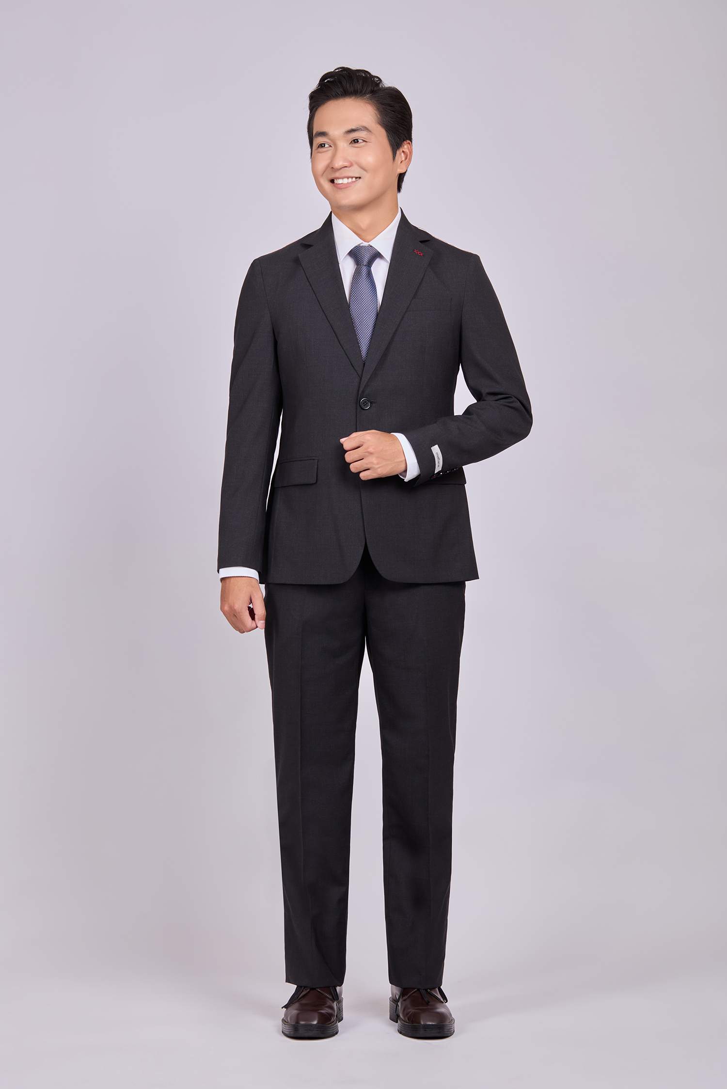 Bộ Veston nam - Slimfit - xẽ 2 tà 2 nút