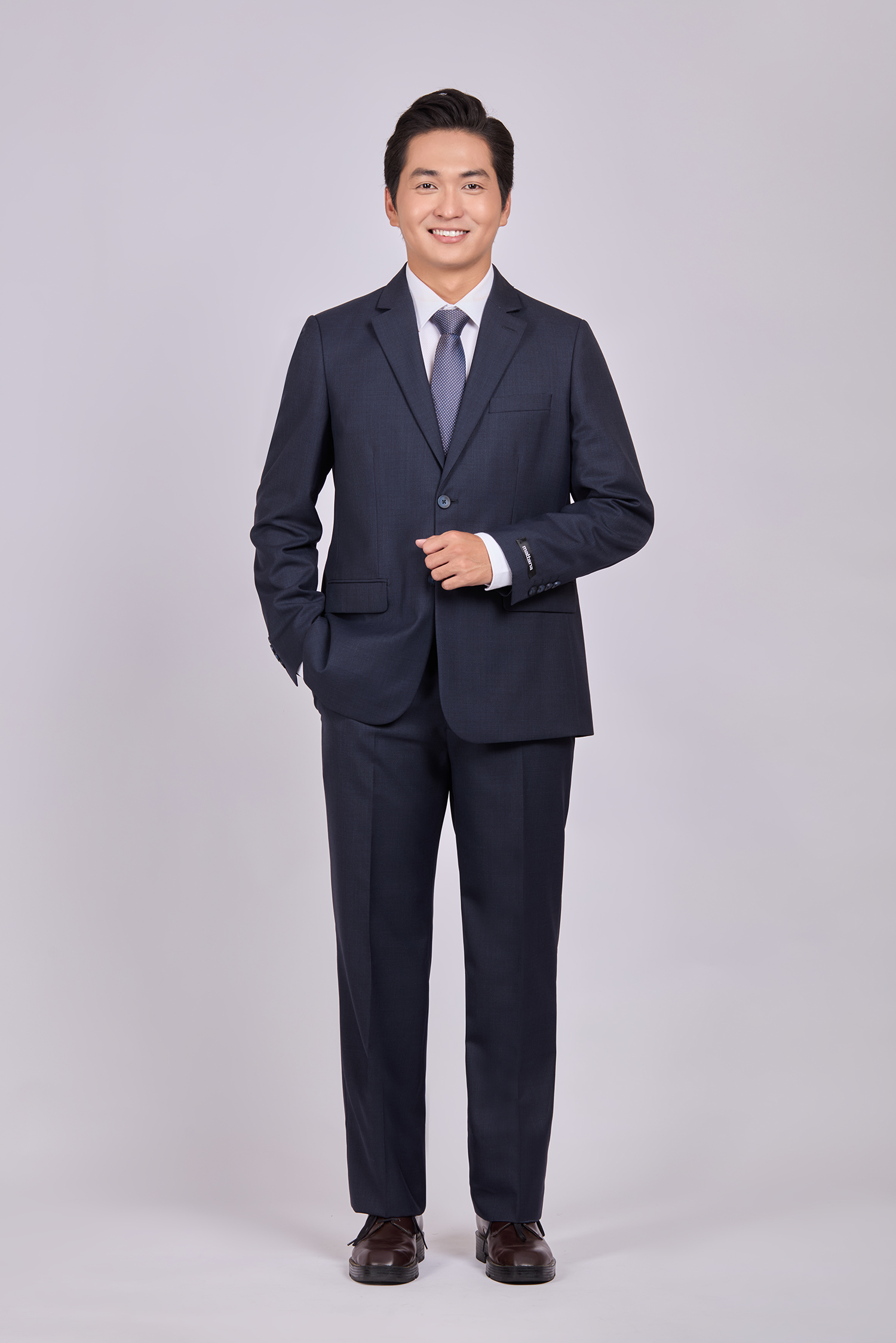 Bộ Veston nam - Classic - xẽ 2 tà 2 nút
